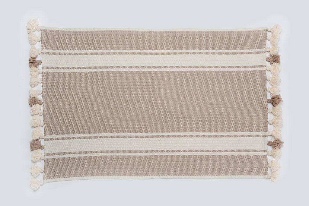 Small Cream Renaissance Bath Mat (27.5x19.5)